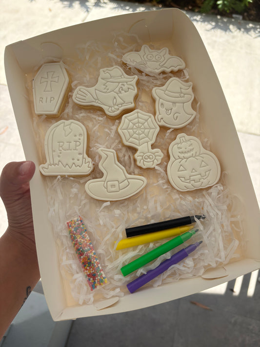 Halloween Cookies - DIY Paint Your Cookies